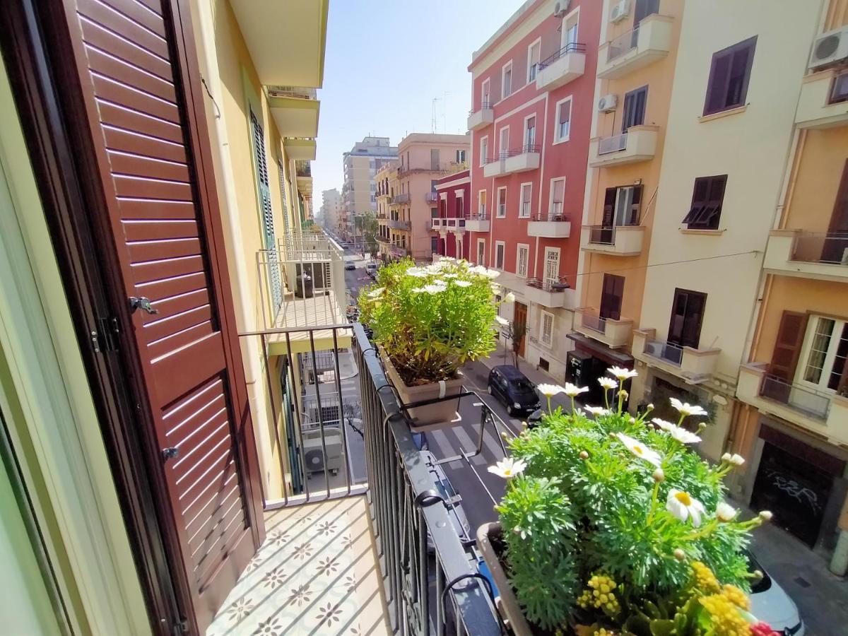 Sonnino Suite Jacuzzi Apartment Bari Ngoại thất bức ảnh